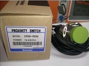 Brand new original Autonics Autonics proximity switch CR30-15DN fake one penalty ten