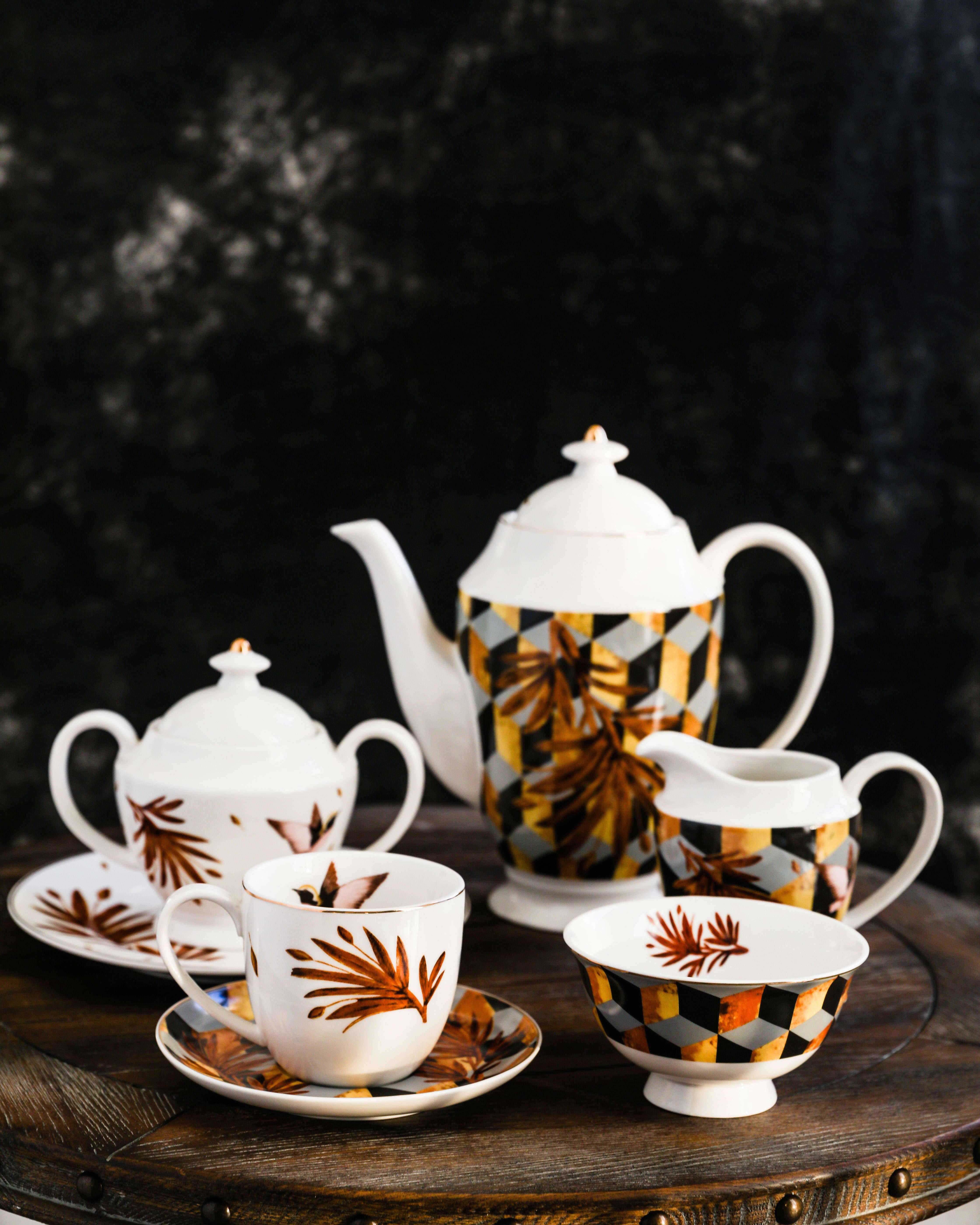 MUSe Garden strongly recommends Russian AKHMADULLINA light luxury 24k gold-painted low-bone china tableware cups and saucers