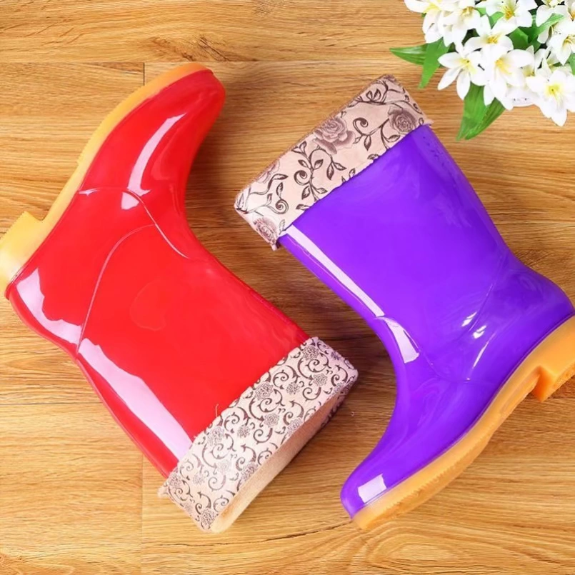 Mới giữa ống cộng với nhung ủng đi mưa ủng đi mưa giày không thấm nước giày cao su overshoes ủng nước phụ nữ thời trang dành cho người lớn ủng đi mưa ống cao không trơn trượt - Rainshoes