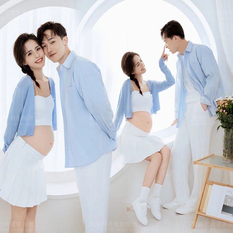 Pregnant Women Photo Studio Couple Theme New Korean Style Fresh and Sweet Blue Shirt Pregnant Mommy Couple Taking Photos at Home Pregnant Women Photo Studio Couple Theme New Korean Style Fresh and Sweet Blue Shirt Pregnant Mommy Couple Taking Photos at Home