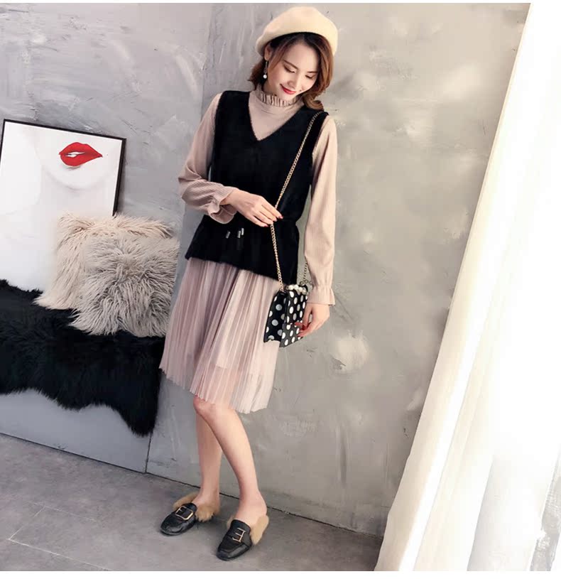 Mùa xuân 2019 của phụ nữ là ren rất đẹp trên áo len đầu gối váy dài phần hai mảnh áo len đáy - Áo len cổ chữ V áo len nữ cổ cao