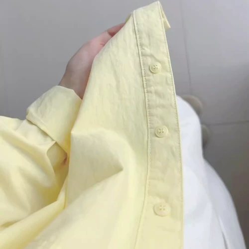 Желтая летняя рубашка, свободный крой, защита от солнца