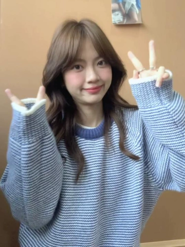 Ретро синий демисезонный трикотажный свитер для отдыха, свободный крой, изысканный стиль, увеличенная толщина