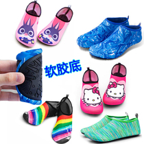  Beach diving shoes yoga shoes adult childrens diving and floating beach equipment wading shoes swimming shoes river tracing diving shoes