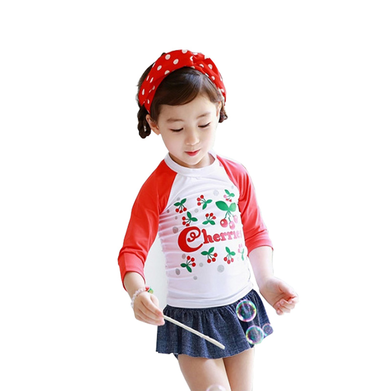 Cute girl baby middle and large child skirt two-piece girl long-sleeved sunscreen beach swimsuit with hair clip on the head