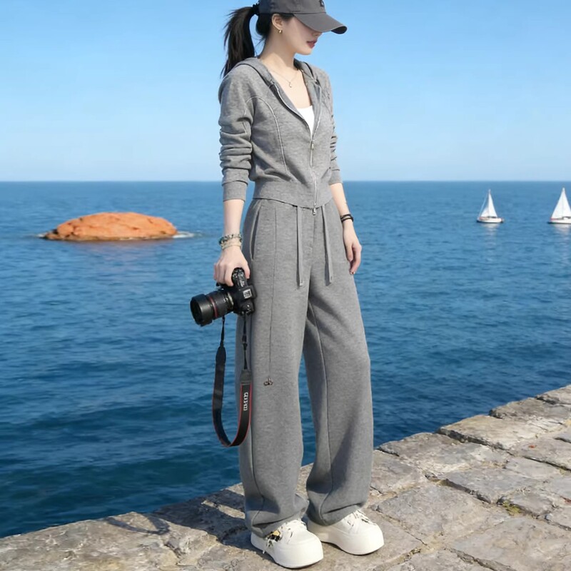 French Rouje Moaks Spring, Autumn, and Winter Casual Sports Style Hooded Cardigan Set for Women, High-End Two-Piece Trendy Set