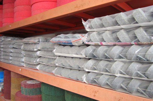 Spike grinding head cylindrical 20-type fiber grinding head nylon grinding head polishing wheel electric grinding head non-woven grinding head