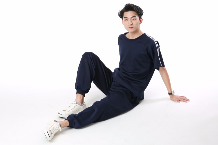 Quần màu đồng phục học sinh nam màu xanh đậm thanh trắng đóng miệng quần thể thao nữ mỏng Quần cotton nam trường trung học quần lỏng - Quần thể thao quần thể thao