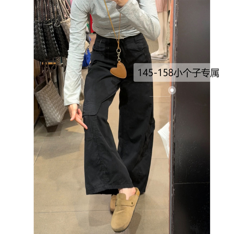 150cm Petite Black Cargo Pants for Women, Early Autumn New Style, Pear-Shaped Body, High-Waisted Design, Scimitar Pants, Cropped Length 150cm Petite Black Cargo Pants for Women, Early Autumn New Style, Pear-Shaped Body, High-Waisted Design, Scimitar Pants, Cropped Length