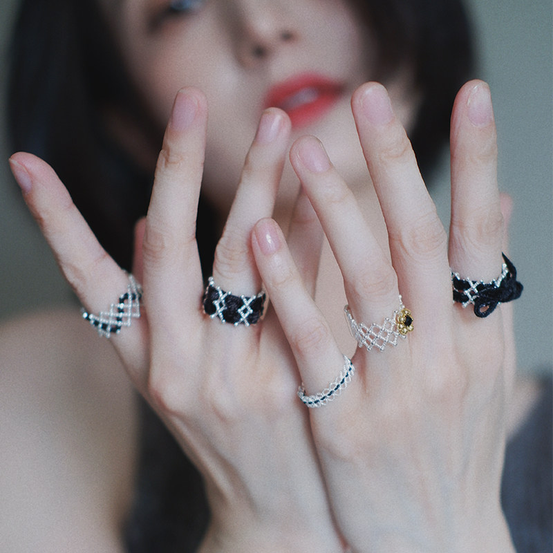 Ins Korean blogger's same style black velvet open ring mesh texture design stacking ring