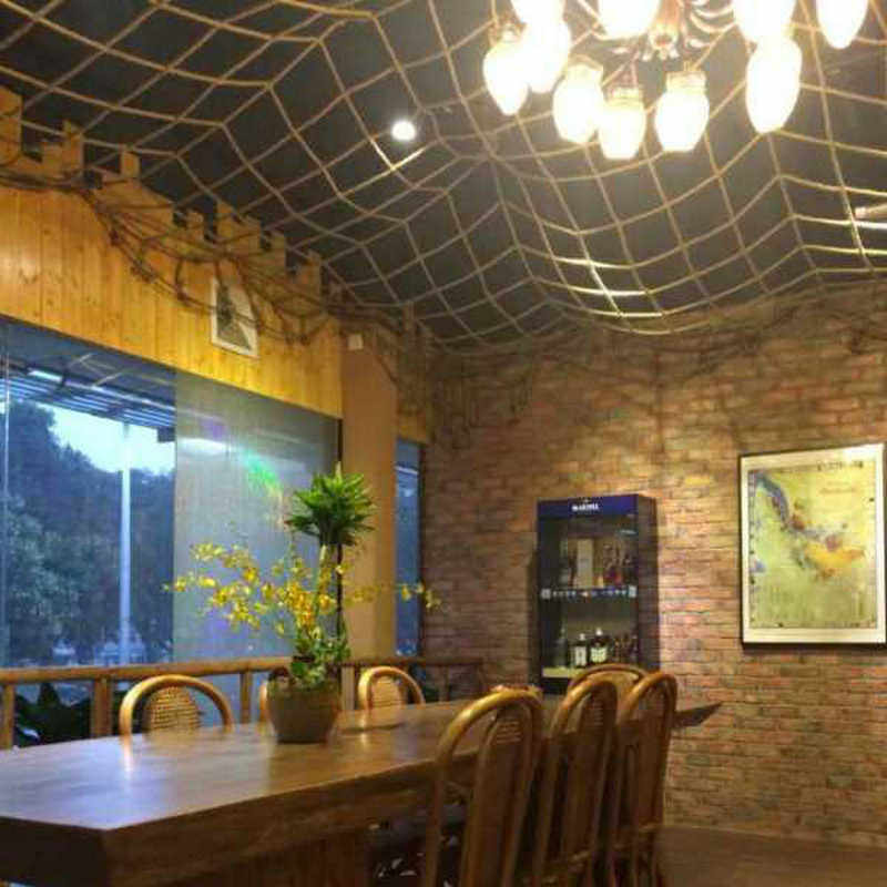 Guangzhou Zhuhai Supply Bar Exhibition Hall Decorative Hemp Rope Mesh Clothing Shop Original Eco-Hung Internet Stairs Children's protective net