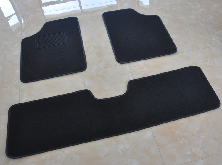 Anti-slip suede Motor foot pad universal footbed Absorbent Cool Cushion Protective Mat All Season Available Big Bag Circumference Protection Cushion