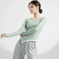 Зеленый лонгслив