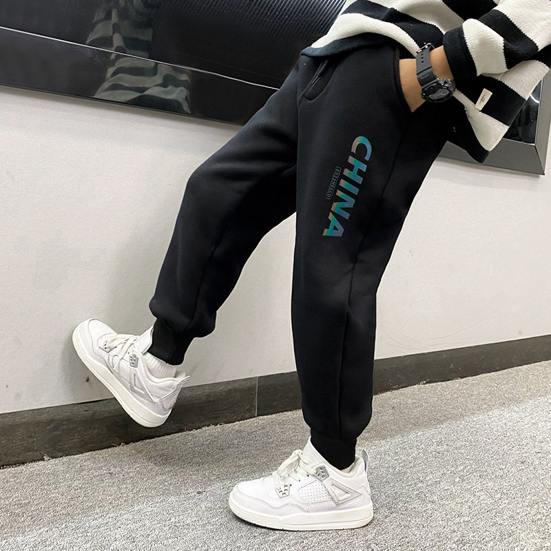 Boys' sweatpants spring and autumn foreign style handsome spring children's 2022 new casual beam pants in the big children's sports pants
