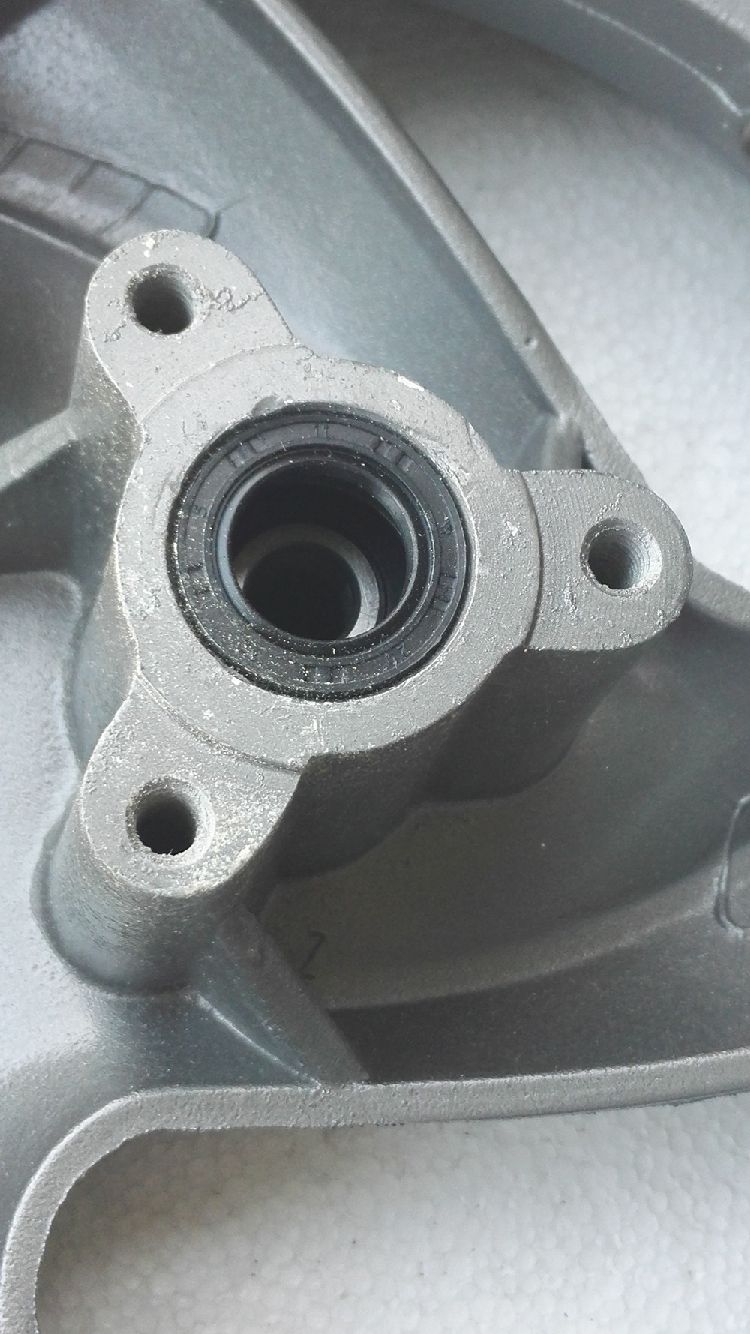 Áp dụng cho vòng thép phía trước Suzuki HJ125T-9-9D Bánh trước bằng nhôm bánh trước và phụ tùng xe máy - Vành xe máy vành xe exciter 150