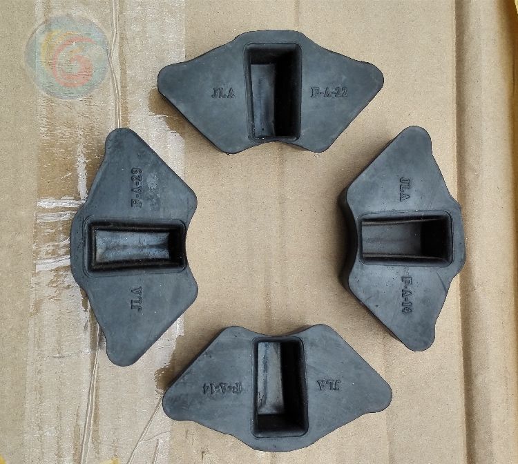 Thích hợp cho khối đệm Sundiro Honda SD125-49 keo đệm cao su đệm Jinfengrui - Xe máy Bumpers