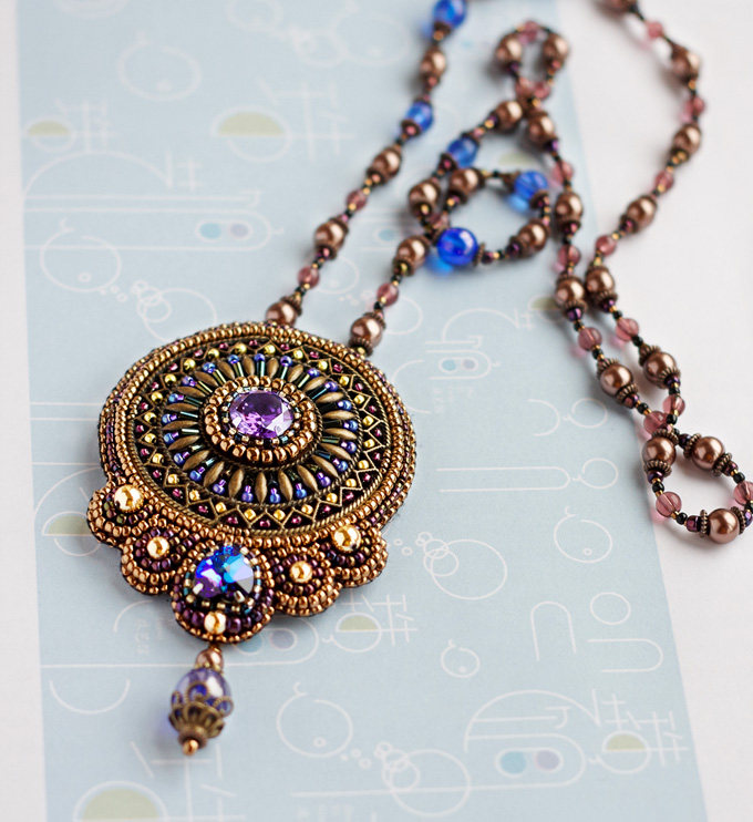 One ornament 6 wearing three-dimensional beaded sweater chain European-style palace retro-style DIY material package illegal embroidery crochet