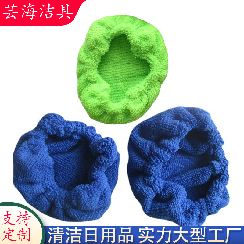 Car accessories multi-function cleaning brush