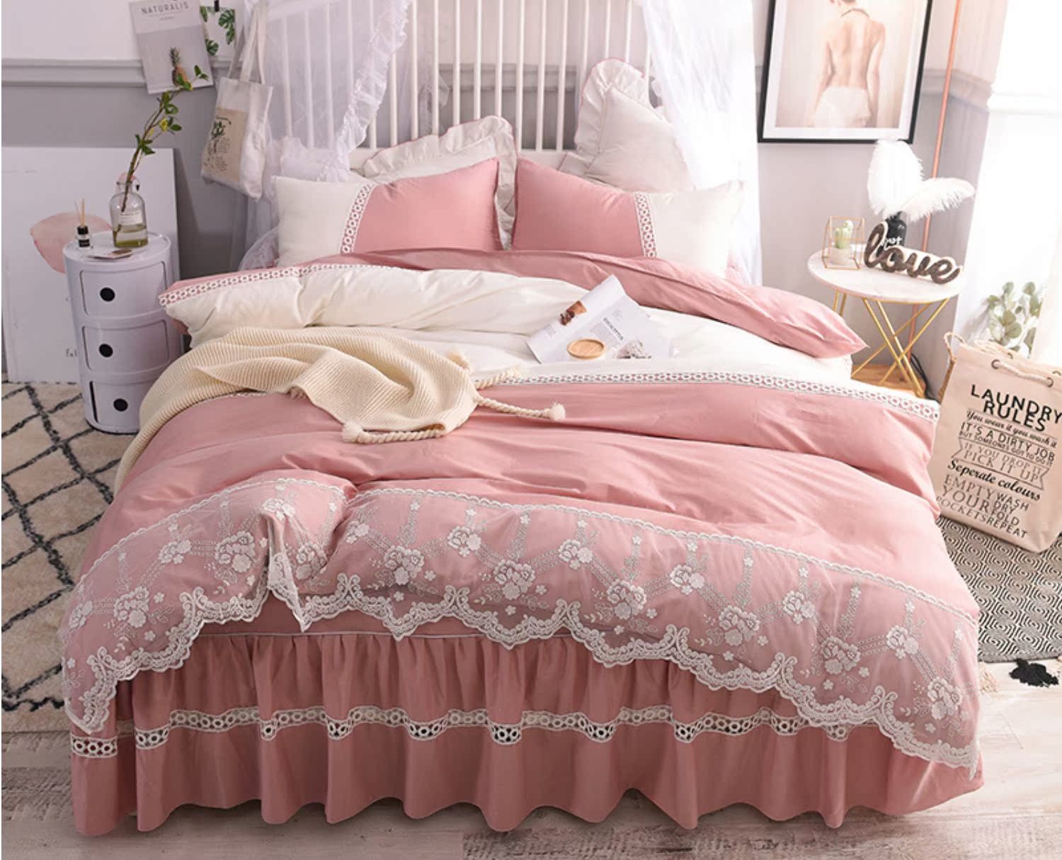 Mùa xuân và mùa hè đơn giản cotton bed váy ren công chúa gió bốn mảnh cotton lưới màu đỏ chăn chăn - Bộ đồ giường bốn mảnh chăn gối