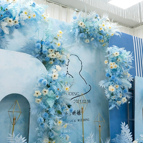 Небо синее свадебное цветочное искусство свадебное фоновое настенное сцена сцены.
