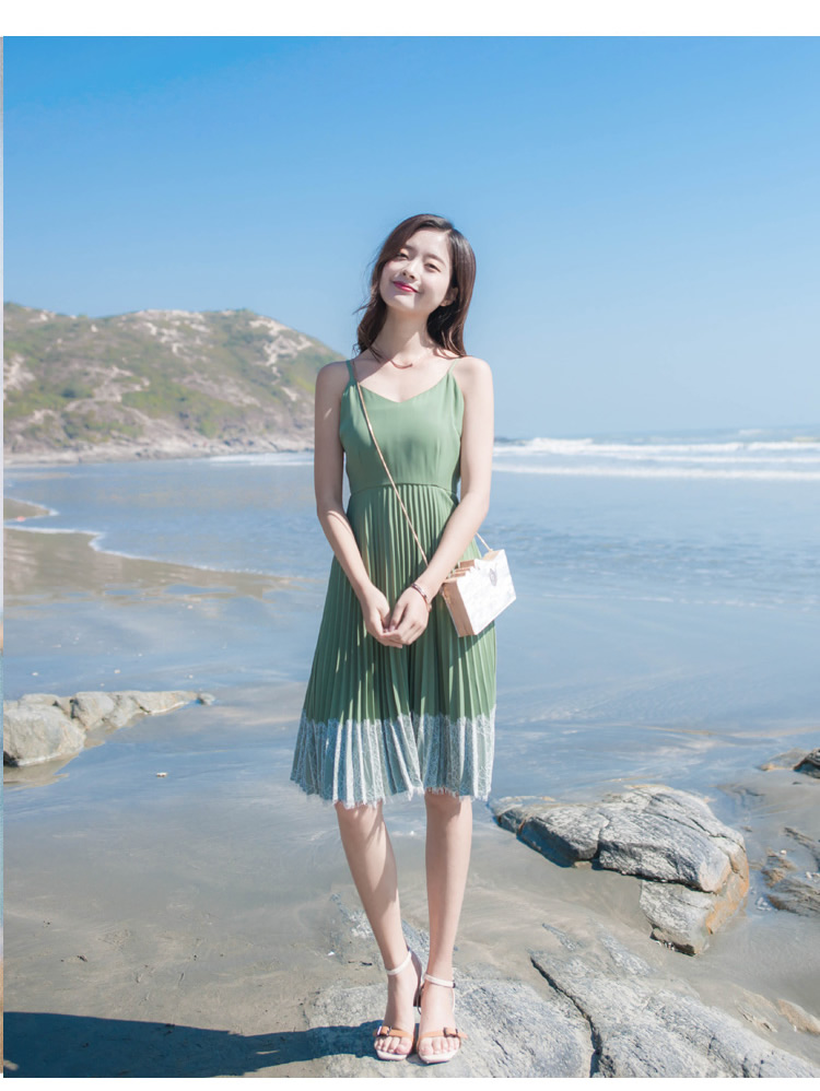 2018 nữ mới Sanya du lịch bên bờ biển kỳ nghỉ bãi biển gợi cảm backless dài xếp li dây váy đầm maxi dự tiệc