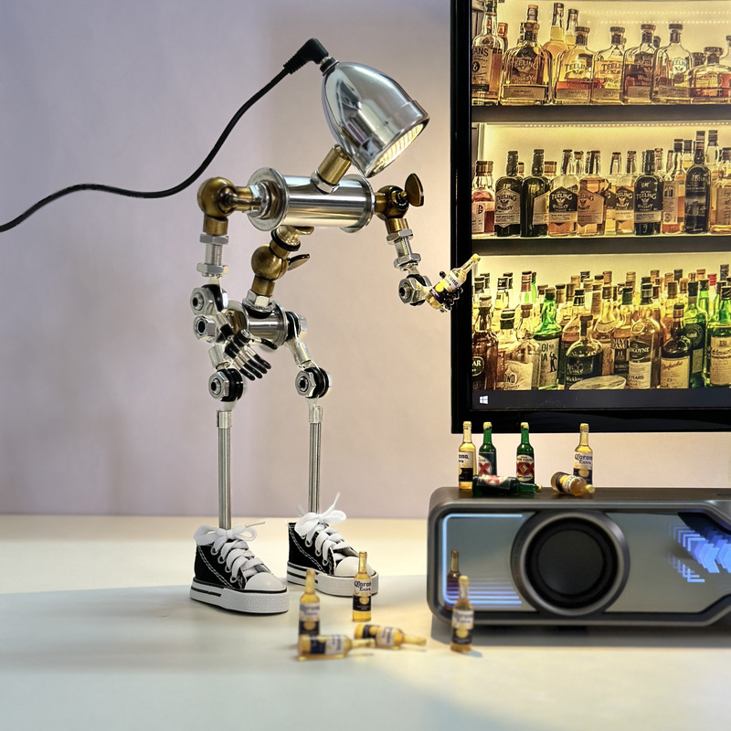 Chinese Valentine's Day Creative Boyfriend Birthday Valentine's Day Gift Punk Style Robot Desktop Ornament Children's Room Table Lamp Gift