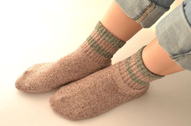 Mùa thu và mùa đông retro đại học dày ấm áp nam và nữ vớ cotton dòng variegated vớ khăn terry thuyền vớ ngắn ống đôi tất cao cổ nữ