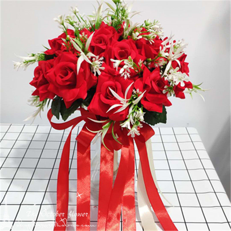 Chinese wind simulation bride with flowers Lily red rose bridesmaid wedding dress photography flower bouquet