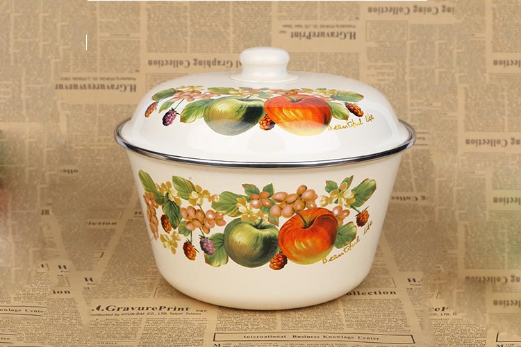 To wash your hands with cover enamel enamel bowls bowl of the sink basin of old fat bowl of vegetable soup pot traditional can fire boil medicine