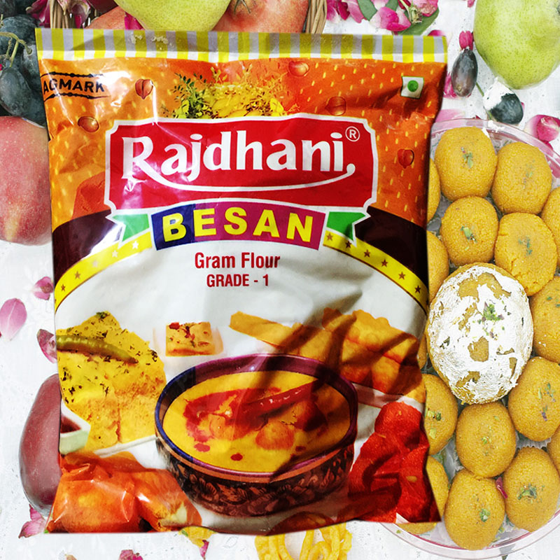 INDIAN FOOD besan flor powerder rajdhani gram India chickpea powder triangle