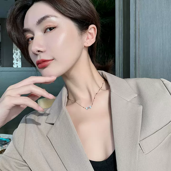 尤佳飾品店 塔蘭親吻小魚項鏈女鎖骨鏈簡約韓國鈦鋼冷淡風網紅脖子飾品頸鏈潮 淘寶台灣