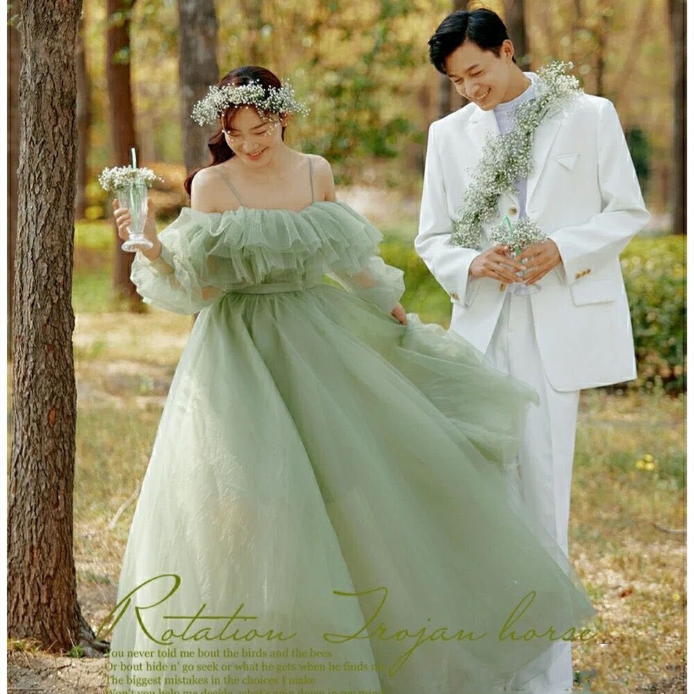  Photo average code+Women's clothing size 30   + $25.61 