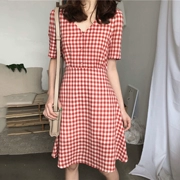 Mùa hè phụ nữ mới fan hâm mộ váy ngắn tay khí chất V-cổ kẻ sọc váy dài nữ sinh viên tình yêu đầu tiên váy