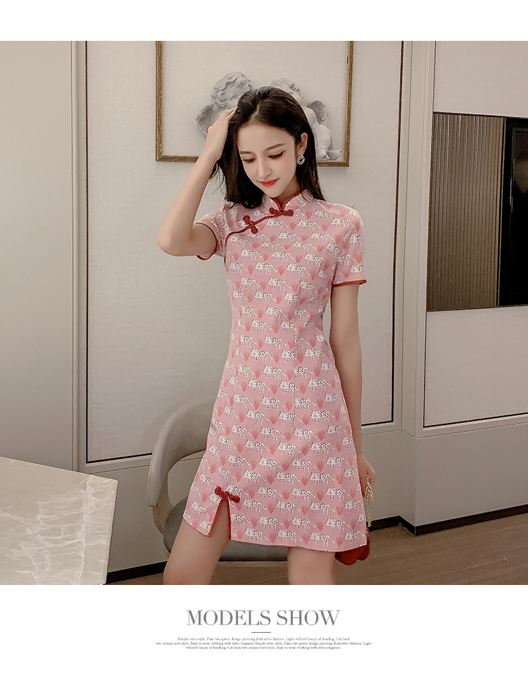 VK旗艦店 中國風復古旗袍動物紋盤扣開叉短袖洋裝