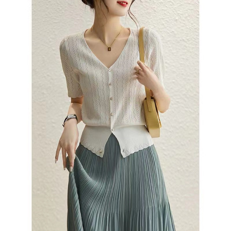 Outlet Clearance Brand Fashion Wavy Pattern Hollow V-Neck Knitted Cardigan Short-Sleeved Top for Women Summer