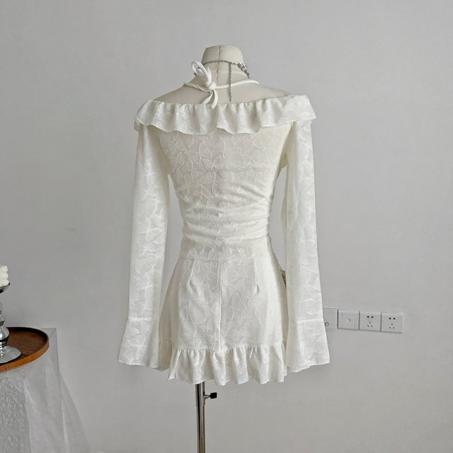 Lin Xi Xi Spring/Summer French Lace Shirt for Women, Slimming Hot Girl Design Cardigan Top