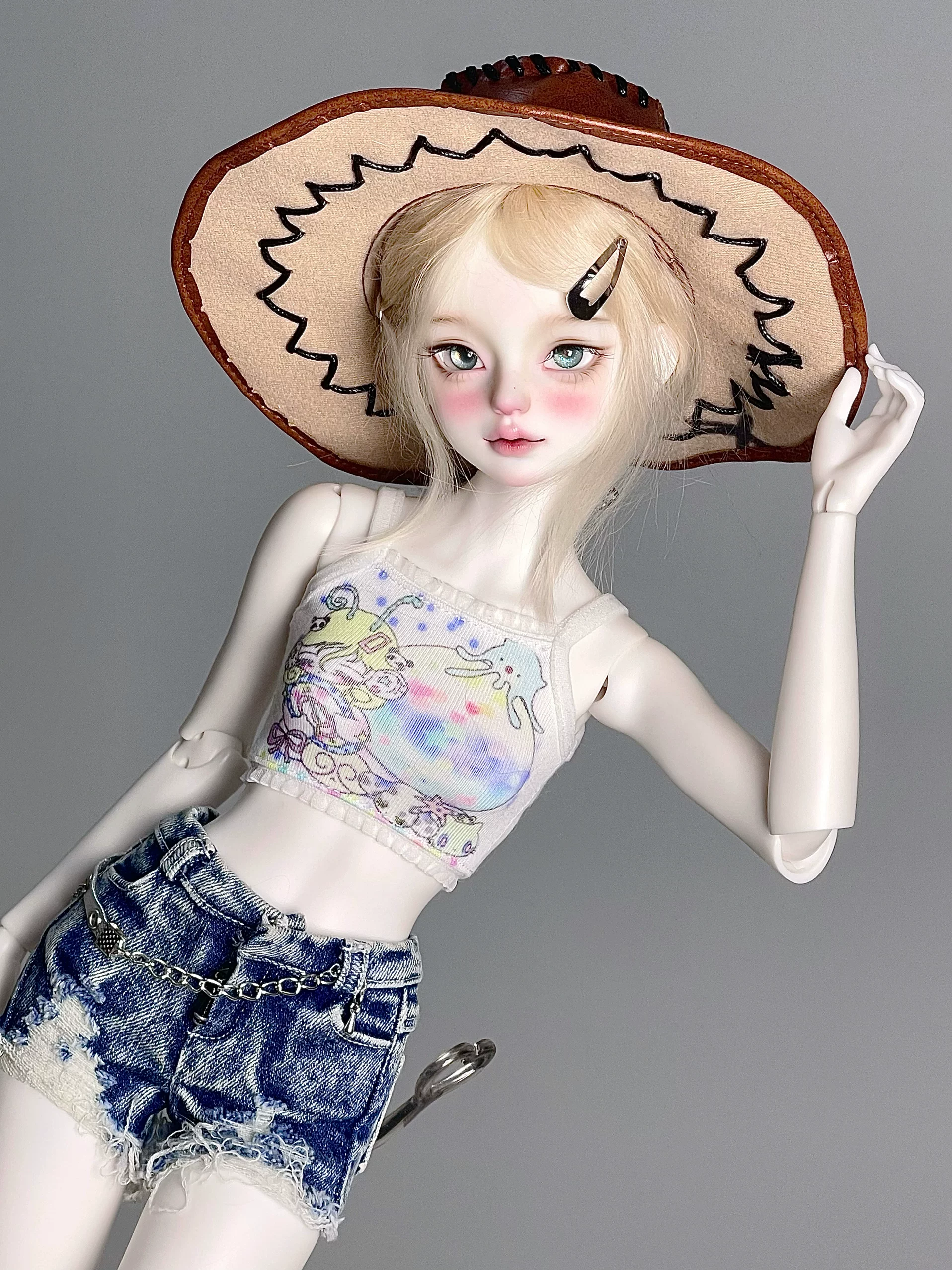 【Keyoute】BJD четырёхточечный 1/4 подтяжки рваные шорты универсальные повседневные товары на складах