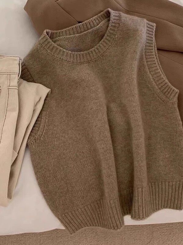 Autumn and Winter Thickened 100% Pure Wool Knitted Vest for Women, Round Neck, Loose Sleeveless Base Sweater Vest for Layering