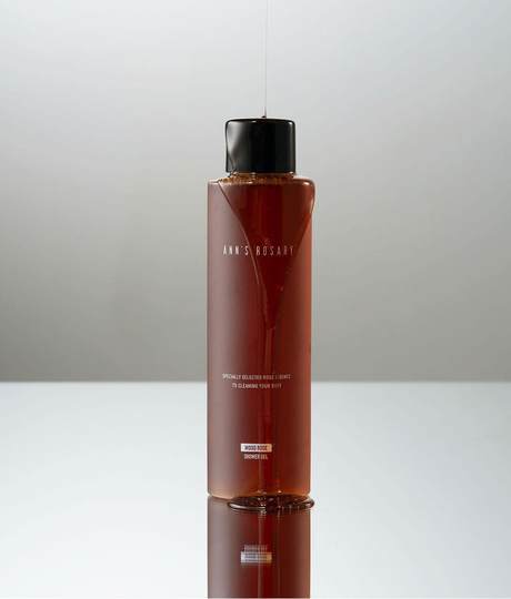 Anns Rosary an's Rose Manor Ebony Rose Shower Gel Oil Gently Cleanses, Moisturizes, Nourishes the Skin and Leaves a Fragrance