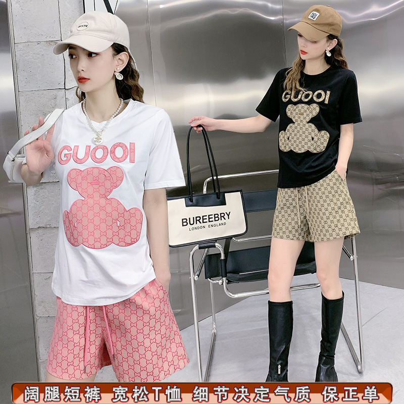 2022 Summer new Eurogoods high-end minimalist fashion sports Two suits for women Fitness Running Suit T-shirt Shorts