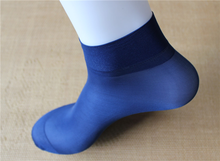 Bốn mùa vớ unisex tre sợi than vớ vớ mùa xuân ống ngắn dày chống mài mòn dây chống 10 tất nữ kháng khuẩn