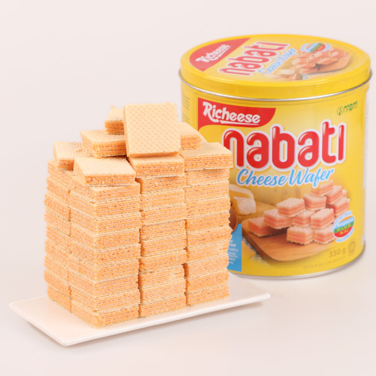 Indonesia nabati Li cheese cheese wafer biscuit filling 350g Nabati cheese flavored cookies