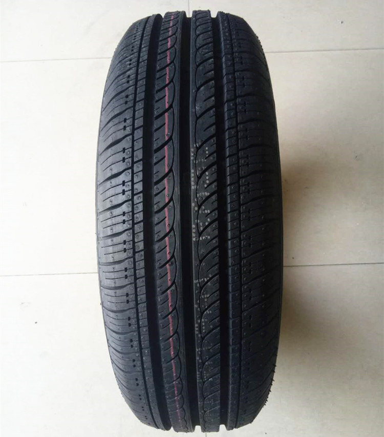 Lốp mới được đánh bóng 215 65R15 215 70R15 205 65R15 đặc biệt giá rẻ Buick GL8 Regal lốp xe ô tô không săm