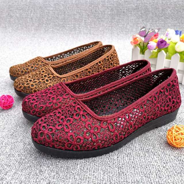 ເກີບຜ້າຜ້າປັກກິ່ງ craft mom mom mesh shoes work shoes flat casual soft sole square mouth mesh shoes