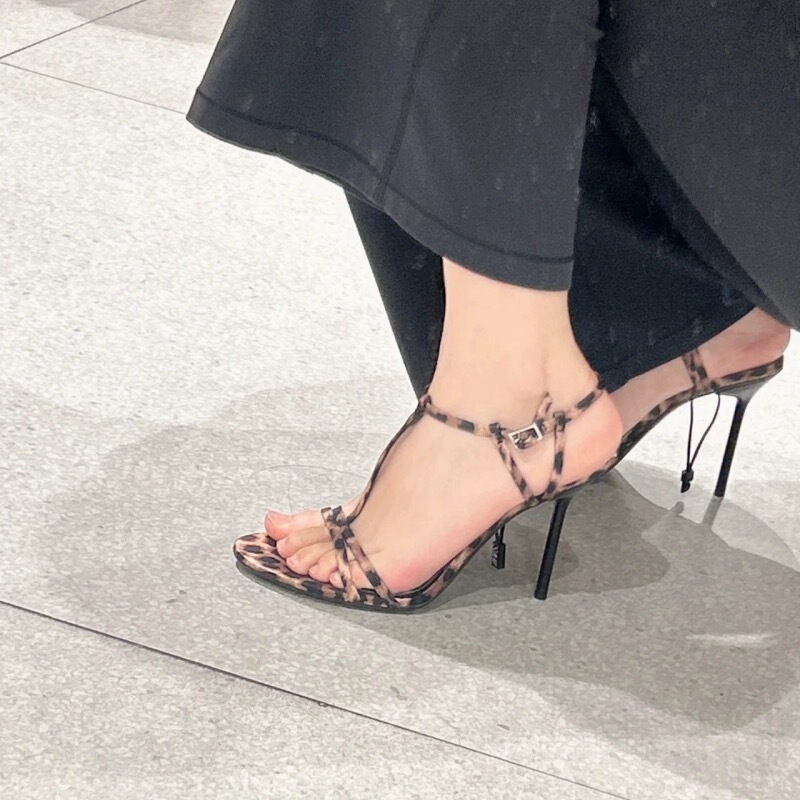 Hong Kong Open-Toe Sandals with Buckle, Leopard Print High Heels for Women, 2026 Summer Stiletto Ultra-High Heels, Sexy 10cm Sandals