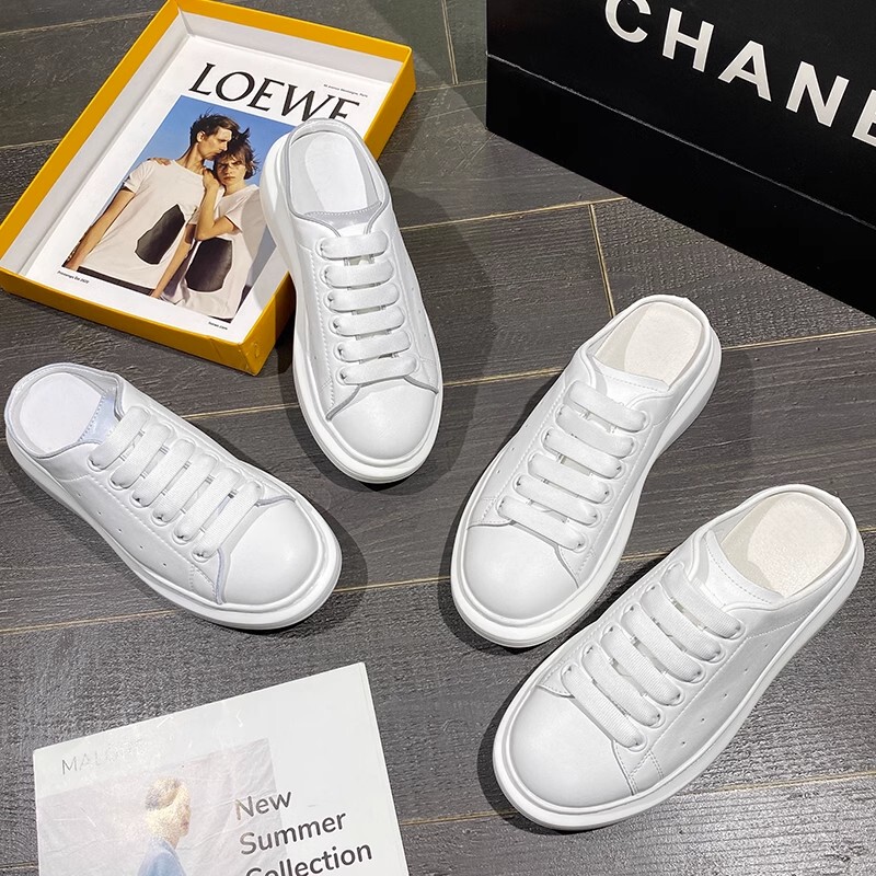 Hong Kong Mcqueen Lazy Slip-On Genuine Leather Closed-Toe Half-Slip White Shoes for Women 2026 Spring and Autumn Height-Increasing Thick-Soled Sandals Trendy