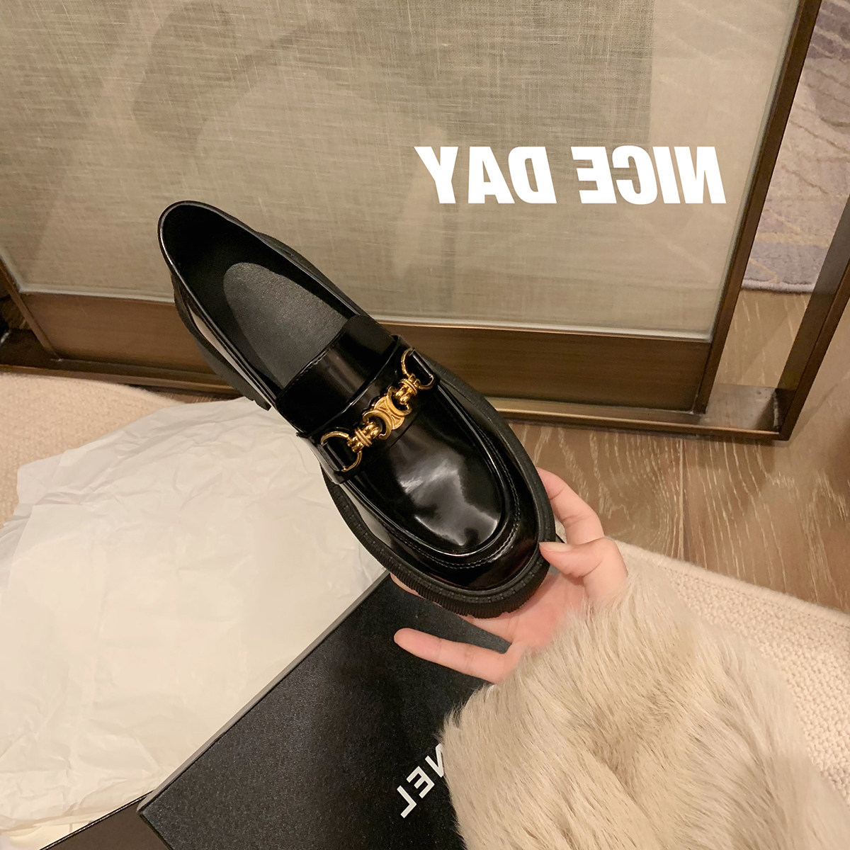 Настоящая обувь Wind Hong Kong, маленькие кожаные туфли в британском стиле, модные тонкие туфли на толстой подошве, осенние женские лоферы из лакированной кожи с триумфальной аркой и круглым носком Изображение 1