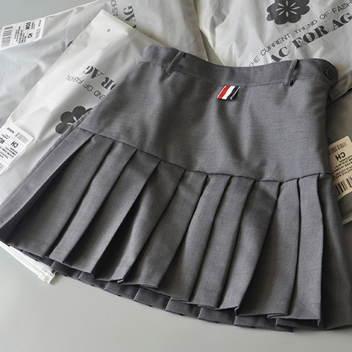 High-waisted short skirt TB pleated skirt women's summer 2021 new gray a-line skirt jk umbrella skirt college style culottes