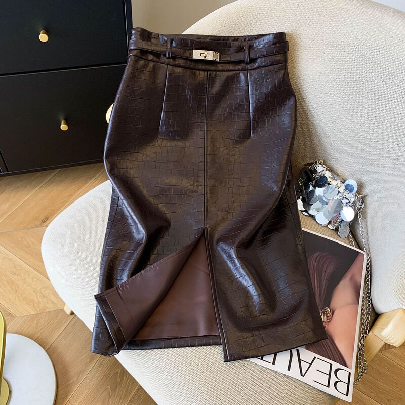Protein Leather Hip-Hugging Skirt, 3D Cut, Elegant and Delicate, Mid-Length Hip-Hugging Skirt, Imitation Sheepskin, Soft and Delicate, High-Waisted Skirt