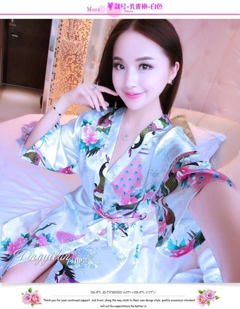 Mới mùa hè Nhật Bản kimono mỏng Geisha áo choàng tắm lụa in áo choàng tắm phong cách Nhật Bản phụ nữ áo ngủ cổ điển - Night Robe